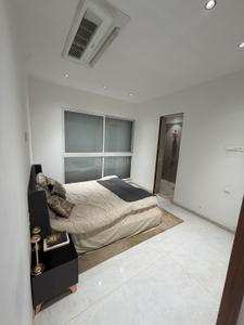 Bedroom Image of 700 Sq.ft 2 BHK Apartment / Flat for sale in Sunbeam Heights, Andheri West Mumbai for Rs. 26500000