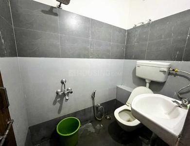 Bathroom Image of Rentzo PG Servcies in Thaltej, Ahmedabad