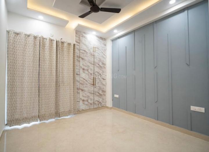 Sector 75 Main Image 1