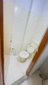 Bathroom Image of 1500 Sq.ft 3 BHK Independent House for rent in Vishnu Puri Colony Indore for Rs. 20000