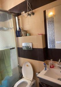 Bathroom Image of 644 Sq.ft 1 BHK Independent House for rent in Radhika Properties Radhika Floors 4, Lajpat Nagar New Delhi for Rs. 24330