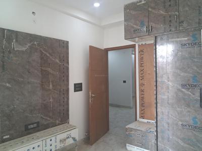 Bedroom Image of 1300 Sq.ft 3 BHK Apartment / Flat for sale in Avenue 1, Sector 73 Noida for Rs. 5000000