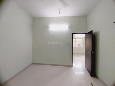 Bedroom Image of 750 Sq.ft 2 BHK Apartment / Flat for rent in Mahalakshmi Nagar Indore for Rs. 18000