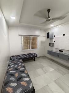 Hall Image of 1000 Sq.ft 1 BHK Apartment / Flat for rent in Subhanpura Vadodara for Rs. 13999
