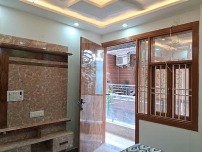 Bedroom Image of 650 Sq.ft 2 BHK Builder Floor for rent in Dwarka Mor New Delhi for Rs. 25000