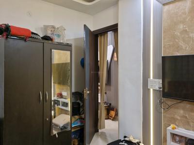 Bedroom Image of 810 Sq.ft 3 BHK Apartment / Flat for sale in Nawada New Delhi for Rs. 6800000