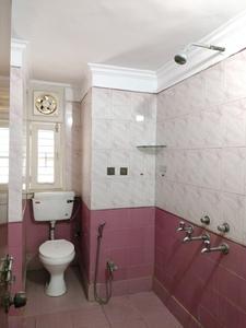 Common Bathroom Image of 1600 Sq.ft 3 BHK Apartment / Flat for sale in DDA Shanti Kunj Apartment, Sector 9 Dwarka New Delhi for Rs. 24000000