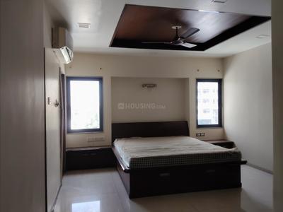 Bedroom Image of 2500 Sq.ft 3.5 BHK Penthouse for sale in Alkapuri Vadodara for Rs. 12000000