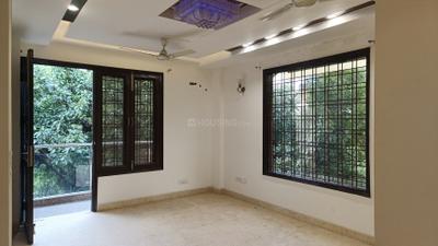 Living Room Image of 1600 Sq.ft 2 BHK Builder Floor for rent in Chittaranjan Park New Delhi for Rs. 70000