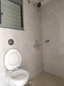 Common Bathroom Two Image of 650 Sq.ft 1 BHK Apartment / Flat for sale in Skyi Star City, Dhayari Pune for Rs. 4000000