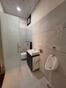 Bathroom Image of 5200 Sq.ft 5 BHK Villa for sale in Kalwad Road Jaipur for Rs. 31100000
