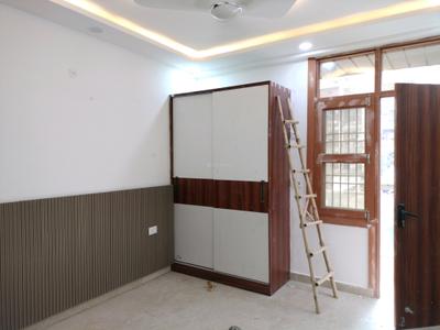 Bedroom Image of 1400 Sq.ft 4 BHK Builder Floor for sale in Shiv Park New Delhi for Rs. 15000000
