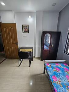 Bedroom Image of 850 Sq.ft 4 BHK Independent House for rent in Panampilly Nagar Kochi for Rs. 4500