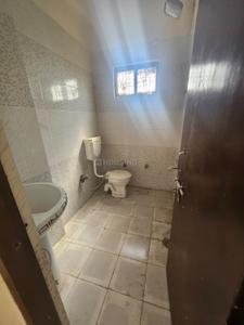 Bathroom Image of 675 Sq.ft 1 BHK Apartment / Flat for sale in Goeal Tower, Anora Kala Lucknow for Rs. 2000000