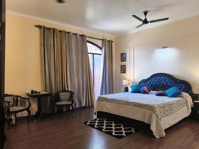 4 BHK Independent Builder Floor