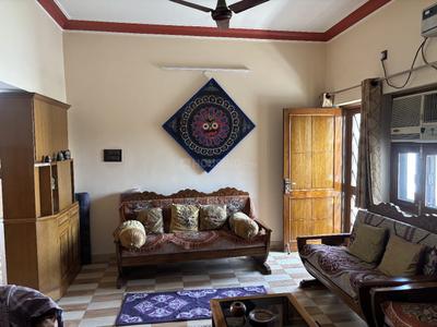Hall Image of 800 Sq.ft 1 BHK Independent House for rent in Sector 20 Noida for Rs. 24500