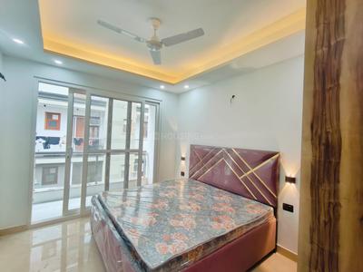 Bedroom Image of 850 Sq.ft 2 BHK Apartment / Flat for rent in Saket New Delhi for Rs. 25000