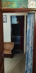 Bedroom Image of 350 Sq.ft 1 BHK Builder Floor for rent in Sector 5 Rohini New Delhi for Rs. 15000