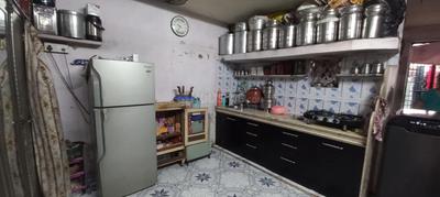 Kitchen Image of 600 Sq.ft 2.5 BHK Independent House for sale in Patel Nagar Surat for Rs. 3700000