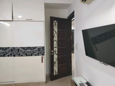 Bedroom Image of 1700 Sq.ft 3 BHK Builder Floor for rent in Pitampura New Delhi for Rs. 60000