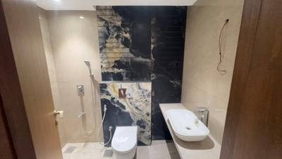 Image of 800 Sq.ft 2 BHK Apartment / Flat for sale in Santacruz West, Mumbai for Rs. 46500000