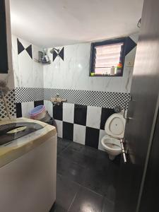 Bathroom Image of 1305 Sq.ft 3 BHK Apartment / Flat for sale in Maninagar Ahmedabad for Rs. 7550000