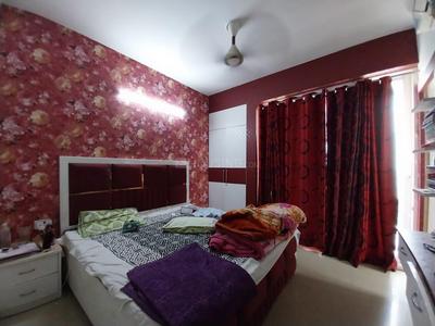 Bedroom Image of 625 Sq.ft 2 BHK Apartment / Flat for rent in Pareena Om Apartments, Sector 112 Gurgaon for Rs. 30000
