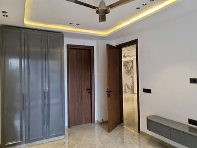 Bedroom Image of 2250 Sq.ft 4 BHK Builder Floor for sale in DDA Residential Flats, Sector 8 Dwarka New Delhi for Rs. 30000000
