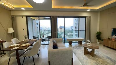 Living Room Image of 1650 Sq.ft 3 BHK Apartment / Flat for sale in Rustomjee Seasons, Bandra East Mumbai for Rs. 110000000