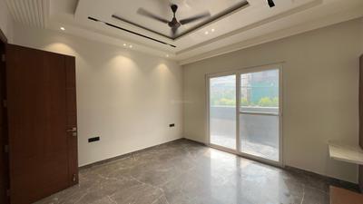 Bedroom Image of 2701 Sq.ft 4 BHK Builder Floor for sale in Paschim Vihar New Delhi for Rs. 47500000