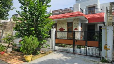 Image of 2153 Sq.ft 2 BHK Independent House for sale in Omicron 1A, Greater Noida for Rs. 29000000