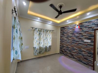 Hall Image of 674 Sq.ft 2 BHK Apartment / Flat for rent in Behala Chowrasta Kolkata for Rs. 15000