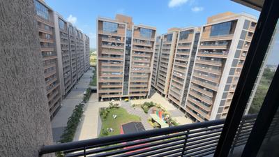 Balcony Image of 3250 Sq.ft 4 BHK Apartment / Flat for sale in Shrinivas Luxuria 2, Bhadaj Ahmedabad for Rs. 22500000