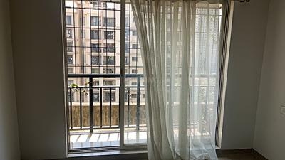 Balcony Image of 990 Sq.ft 2.5 BHK Apartment / Flat for sale in Rosa Gardenia, Kasarvadavali Thane for Rs. 11100000