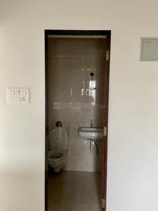 Bathroom Image of 610 Sq.ft 1 BHK Apartment / Flat for rent in Swaroop Marvel Gold Phase 1, Bhandup West Mumbai for Rs. 35000