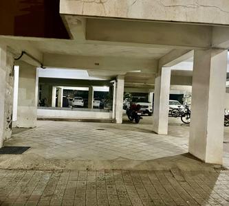 Image of 3200 Sq.ft 4 BHK Apartment / Flat for rent in Sunpharma Road, Vadodara for Rs. 30000