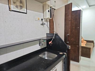 Kitchen Image of 420 Sq.ft 1.5 BHK Apartment / Flat for rent in Vimal Society, Malabar Hill Mumbai for Rs. 45000