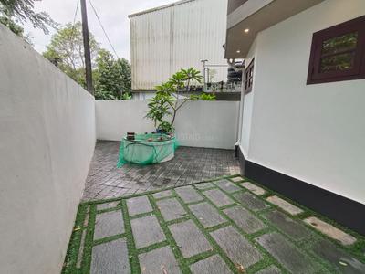 Balcony Image of 1800 Sq.ft 4.5 BHK Villa for sale in Kuzhivelippady Kochi for Rs. 9800000