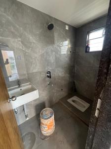 Bathroom Image of 1135 Sq.ft 2 BHK Apartment / Flat for rent in Manish Nagar Nagpur for Rs. 19000