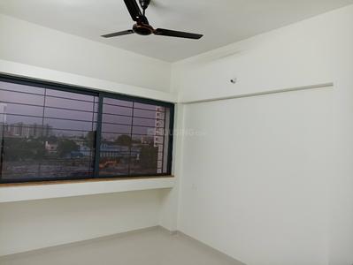 Bedroom Image of 577 Sq.ft 2 BHK Apartment / Flat for rent in Kumar Pebble Park, Hadapsar Pune for Rs. 20000
