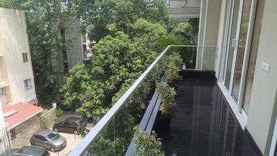 Balcony Image of 2100 Sq.ft 3 BHK Builder Floor for sale in Panchsheel Enclave New Delhi for Rs. 95000000