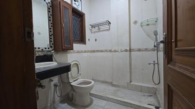 Image of 2800 Sq.ft 4 BHK Independent House for rent in Altura Green Park Luxury Floors, Green Park Extension, New Delhi for Rs. 110000