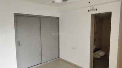 Bedroom Image of 1000 Sq.ft 3 BHK Apartment / Flat for rent in Godrej Emerald, Thane West Thane for Rs. 38000