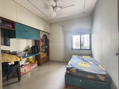 Bedroom Image of 2070 Sq.ft 3 BHK Apartment / Flat for sale in Sangath Silver, Motera Ahmedabad for Rs. 9800000