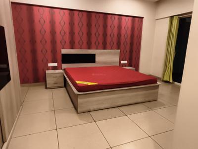 Bedroom Image of 2350 Sq.ft 3.5 BHK Apartment / Flat for sale in Karia Konark Vista, Hadapsar Pune for Rs. 32100000