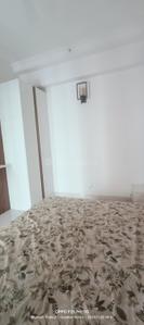 Bedroom Image of 610 Sq.ft 1 RK Apartment / Flat for rent in Purvanchal Royal City Phase 2, Chi V Greater Noida for Rs. 25000