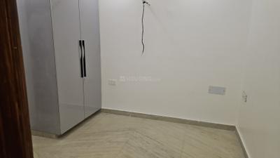 Bedroom Image of 900 Sq.ft 3 BHK Builder Floor for sale in Sector 6 Rohini New Delhi for Rs. 14000000