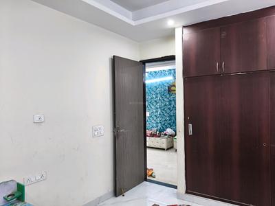 Bedroom Image of 1500 Sq.ft 2 BHK Builder Floor for rent in Sector 69 Gurgaon for Rs. 30000