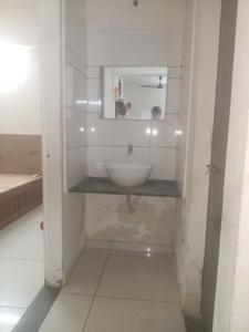 Bathroom Image of 945 Sq.ft 2 BHK Apartment / Flat for sale in Shree Paradise Palms, Makarpura Vadodara for Rs. 3090000