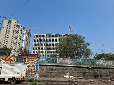 Image of 610 Sq.ft 1.5 BHK Apartment / Flat for sale in Hadapsar, Pune for Rs. 3500000